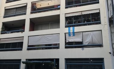 Venta Departamento 3 Ambientes con Balcón y Cochera en Belgrano