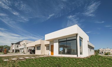 Casa 4 ambientes Tierras del Mar - Mar Del Plata