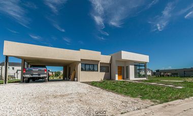 Casa 4 ambientes Tierras del Mar - Mar Del Plata