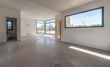 Casa 4 ambientes Tierras del Mar - Mar Del Plata