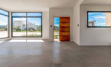 Casa 4 ambientes Tierras del Mar - Mar Del Plata