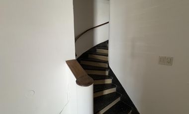 Casa 3 dormitorios con balcón y garage en b° Juniors (APPTO BANCOR)