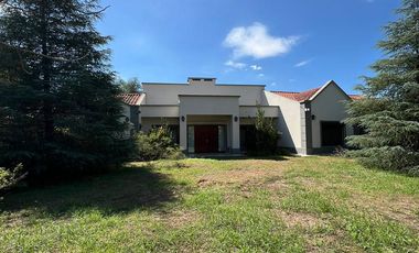 HERMOSA CASA EN  VILLA EUCARISTICA, CORDOBA