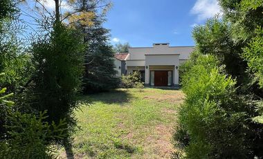 HERMOSA CASA EN  VILLA EUCARISTICA, CORDOBA