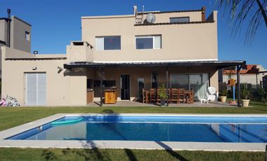 Casa en venta CASUARINAS PREMIUN CANNING