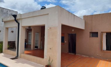 VENDO CASA CENTRICA EN FIRMAT