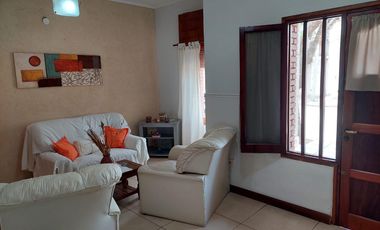 VENDO CASA CENTRICA EN FIRMAT