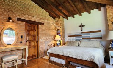 CASA EN VENTA EN AVANDARO, A UNOS PASOS DEL CLUB DE GOLF