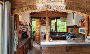 CASA EN VENTA EN AVANDARO, A UNOS PASOS DEL CLUB DE GOLF