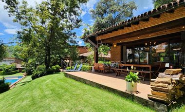 CASA EN VENTA EN AVANDARO, A UNOS PASOS DEL CLUB DE GOLF