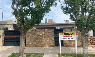 Casa en venta en Coronel Arnold