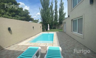 Casa en venta en Coronel Arnold