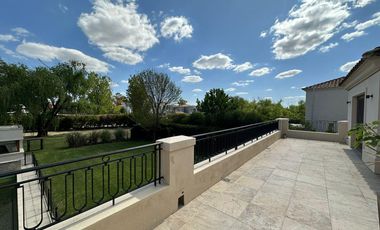Casa en alquiler en El Encuentro Tigre