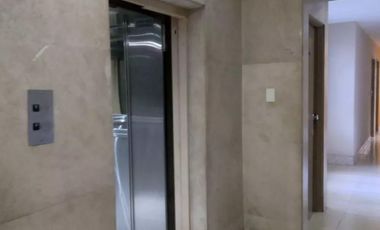 Oficina en alquiler - 2 Despachos 4 Baños - 38Mts2 - Monserrat