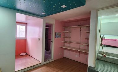 Casa en venta - 3 Dormitorios 4 Baños - 280Mts2 - Villa Lugano