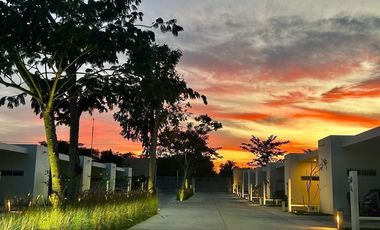 CASA DE 1 PISO EN VENTA SÚPER EQUIPADA EN PRIVADA AL NORTE DE MERIDA, YUCATÁN