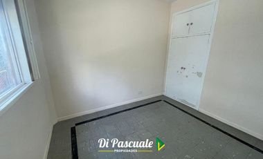 Venta Apto Crédito Hipotecario PH 3 Ambientes con Patio - Moreno Centro