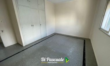 Venta Apto Crédito Hipotecario PH 3 Ambientes con Patio - Moreno Centro
