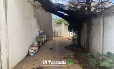 Venta Apto Crédito Hipotecario PH 3 Ambientes con Patio - Moreno Centro