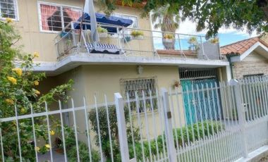 PH en venta - 2 Dormitorios 1 Baño - Cochera - 137Mts2 - Boulogne, San Isidro
