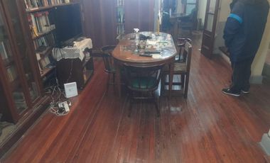 Departamento en Venta - 6 Ambientes - Balvanera