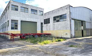 VENTA GALPÓN 1600M² CUB.    1200M² DESC. EN R. MEJÍA - M BUEN ESTADO