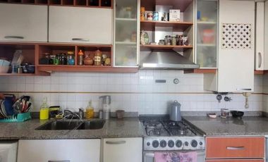 Departamento en venta - 2 Dormitorios 2 Baños - 75Mts2 - Sarandí, Avellaneda