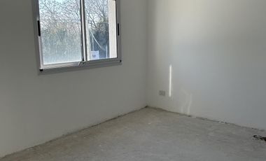 PH a estrenar, 3 ambientes, con cochera y patio