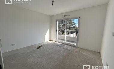 PH a estrenar, 3 ambientes, con cochera y patio