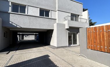 PH a estrenar, 3 ambientes, con cochera y patio