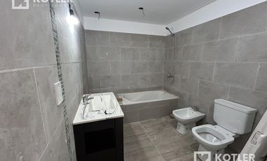 PH a estrenar, 3 ambientes, con cochera y patio