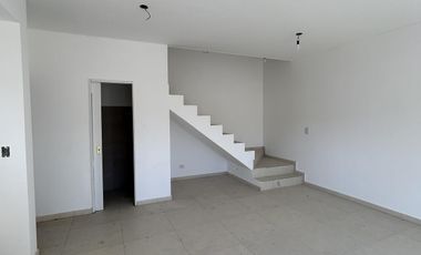 PH a estrenar, 3 ambientes, con cochera y patio