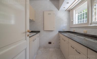 Casa en venta de 5 dormitorios en  La Horqueta