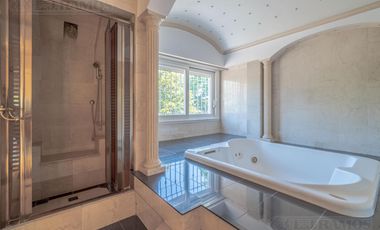 Casa en venta de 5 dormitorios en  La Horqueta
