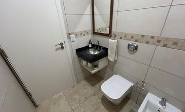 EN VENTA CASA DOS DORMITORIOS MAS PLAYROOM, PISCINA Y PARQUE. A 100 MTS DEL RIO. PUEBLO ESTHER.