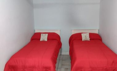 EN VENTA CASA DOS DORMITORIOS MAS PLAYROOM, PISCINA Y PARQUE. A 100 MTS DEL RIO. PUEBLO ESTHER.