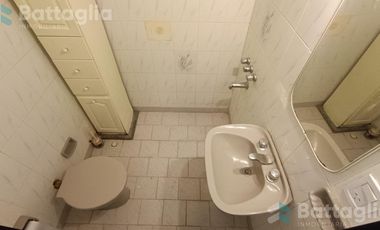 Duplex con parrilla y cochera en Costa Azul