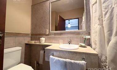 Sobre la mejor calle de Santa Rita, Casa con 4 Dormitorios, Parque, Pileta y Parrilla