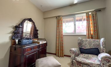 Sobre la mejor calle de Santa Rita, Casa con 4 Dormitorios, Parque, Pileta y Parrilla