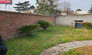 Pacheco - Zeballos al 1000 -  Casa lote propio para uso comercial y vivienda