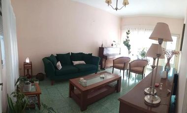 Casa en venta - 3 Dormitorios 1 Baño - Cochera - 1.200Mts2 - Junín