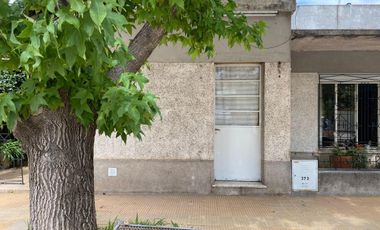 Casa en venta - 3 Dormitorios 1 Baño - Cochera - 1.200Mts2 - Junín