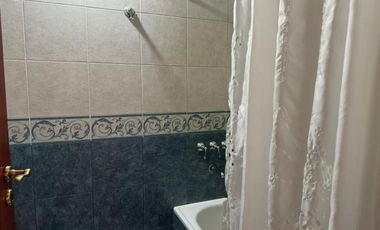 CASA VENTA 3 DORMITORIOS JARDIN PISCINA FUNES SANTA FE