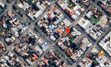 Casa en venta - 4 Dormitorios 3 Baños 1 Cochera - 330Mts2 - Miramar