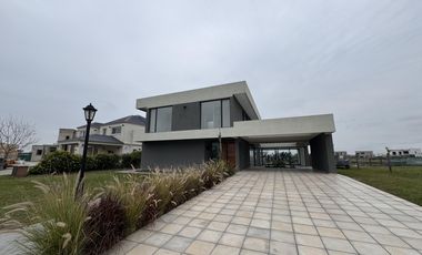 VENTA, CASA, SAN SEBASTIAN, AREA 7, LOTE AL 100
