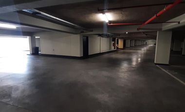 Cochera en venta en Pilar