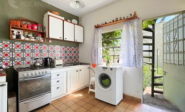 Venta PH 4 Ambientes en Planta Baja y Primer Piso en Villa Sarmiento