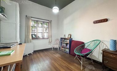Venta PH 4 Ambientes en Planta Baja y Primer Piso en Villa Sarmiento