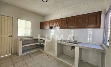 CASA EN RENTA COL. MIAMI