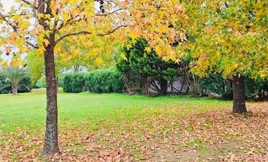 Lote en venta en Las Canuelas Club de Campo